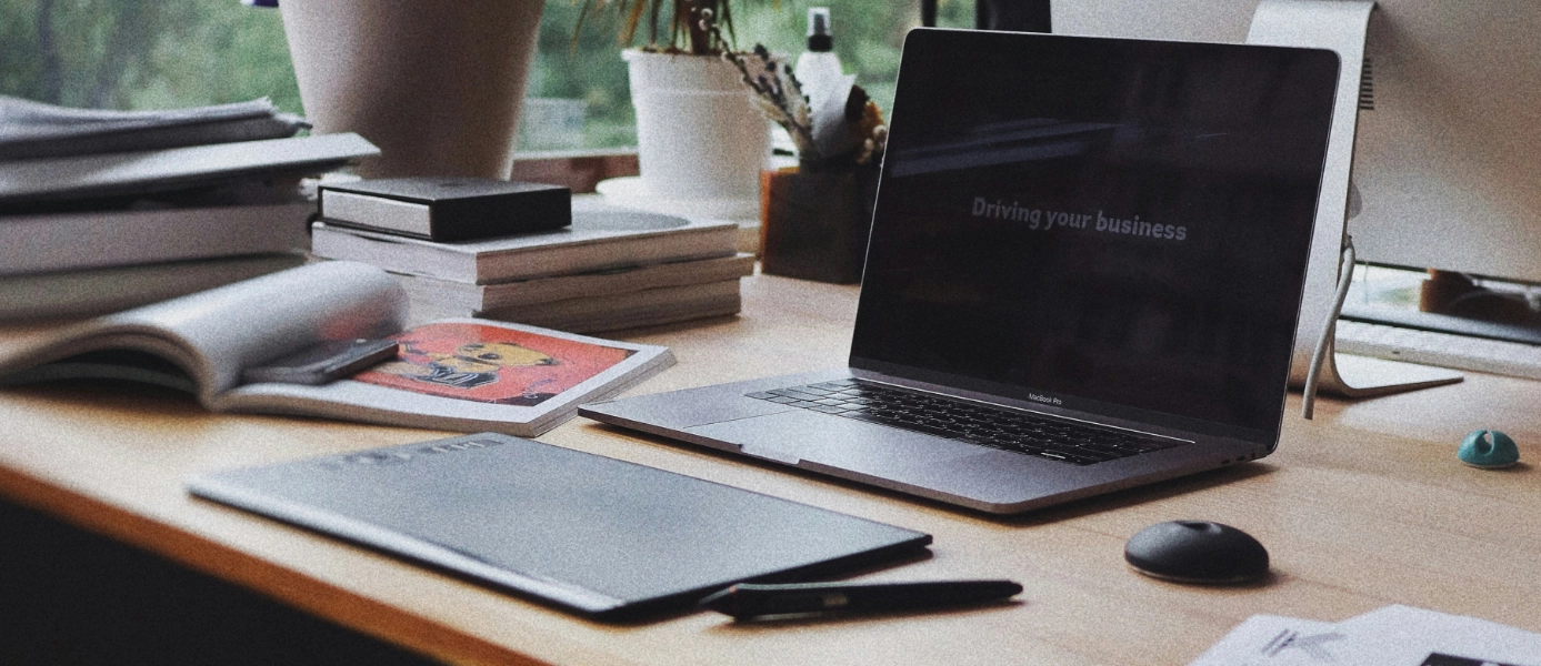olena-bohovyk-dIMJWLx1YbE-unsplash transition to Salesforce and Salesforce Accoun
